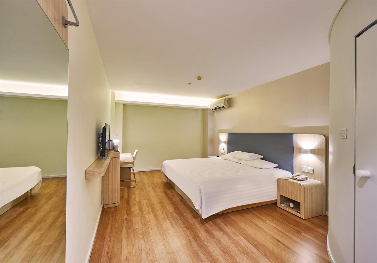Hanting Express Jiande Xin'Anjiang New Branch Екстер'єр фото